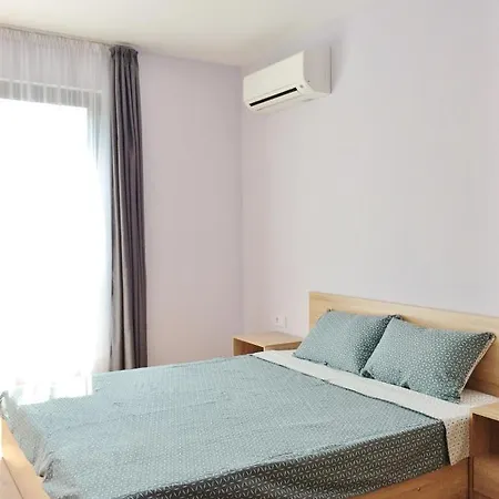 Cosy & * Varna